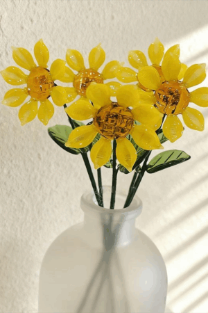 Yellow Glass Sunflower Figurine, Cute Glass Birth Flower, Boho Home Deocr, Glass Art, Graduation Gift for Her, Unique Birthday Gift for Mom